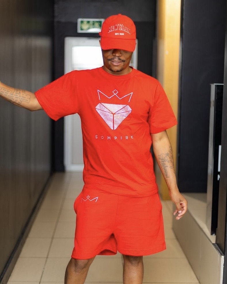 Crown Shorts / T-shirt Set