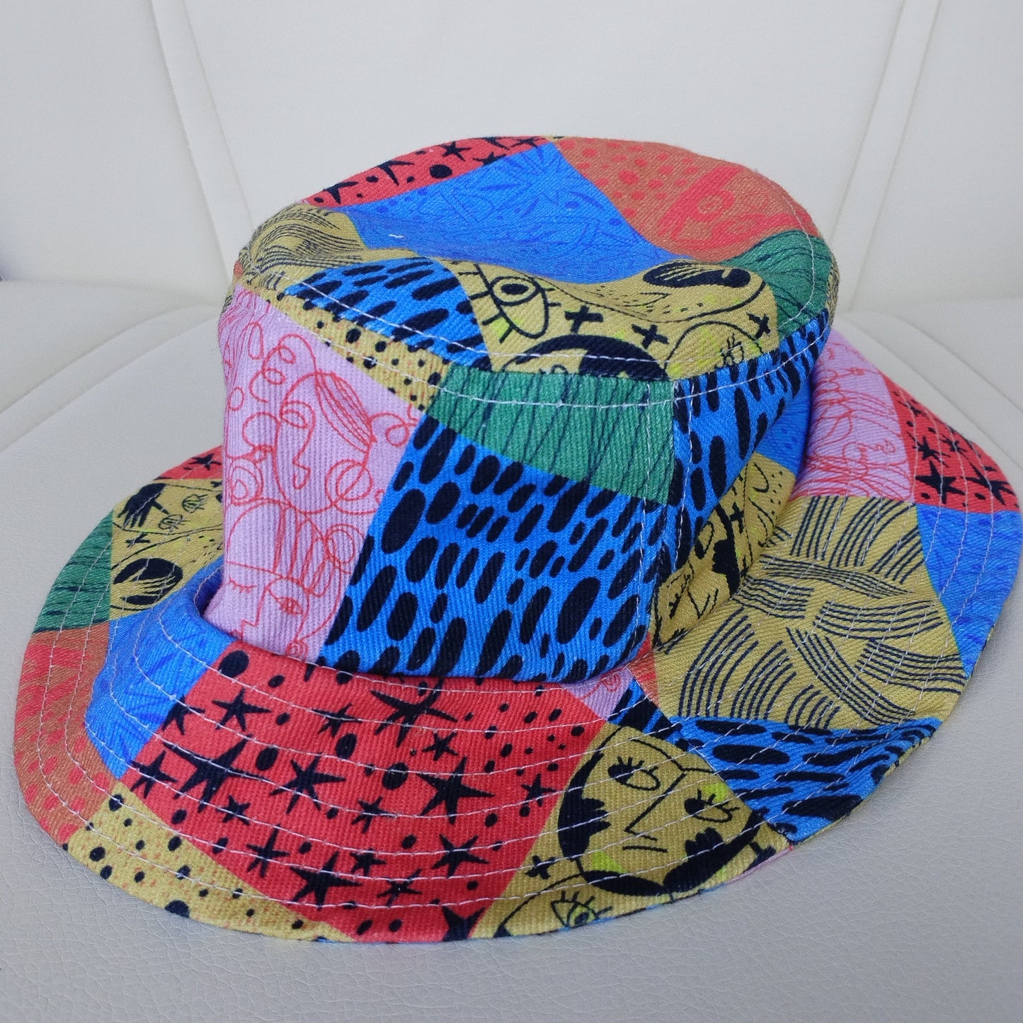 Sompire Bucket Hat